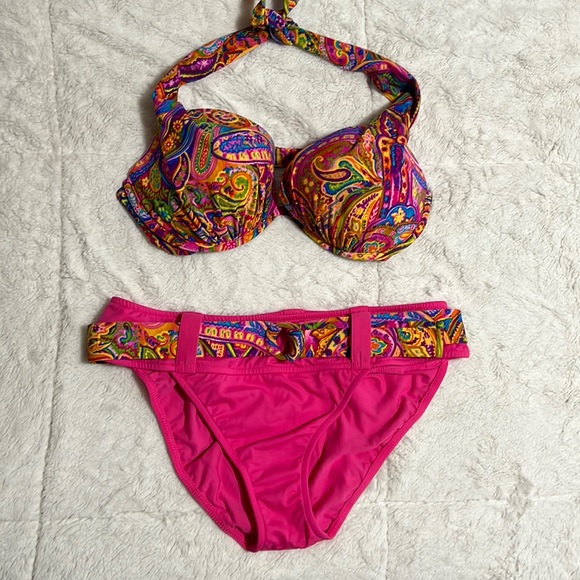 VENUS Other - CLEARANCE Venus, size 14, top D cup